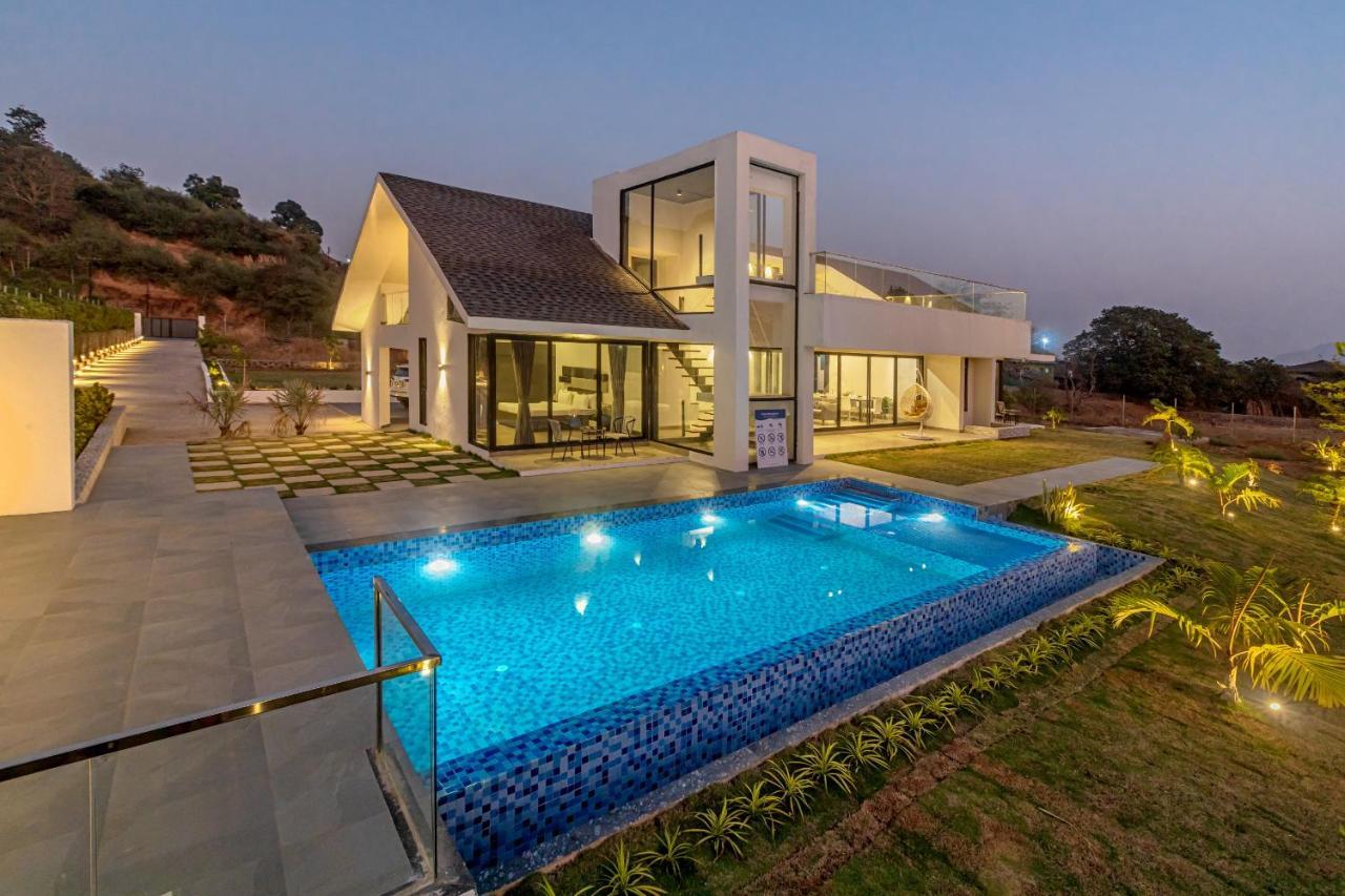 Saffronstays Stargazer, Karjat - Luxury Pool Villa With Lake View Esterno foto